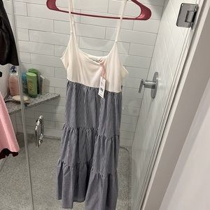 Vineyard vines maxi dress